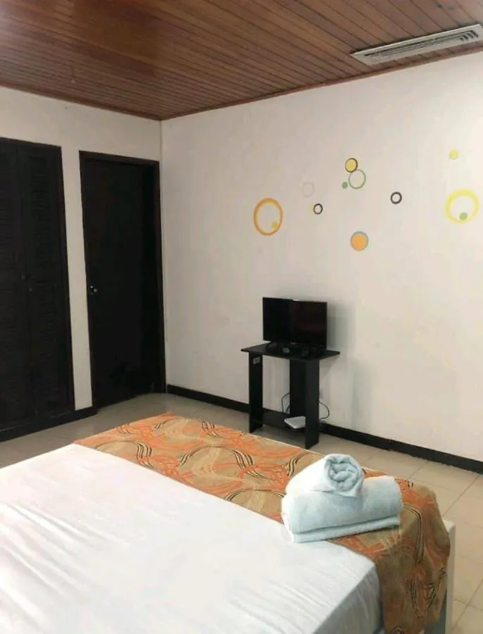 Apartment In Cartagena 206 Near The Sea With Air Conditioning And Wifi